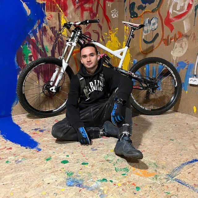 45800312  , 25 ,    -