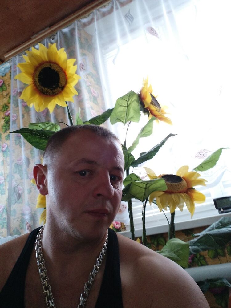  7372122  , 48 ,    