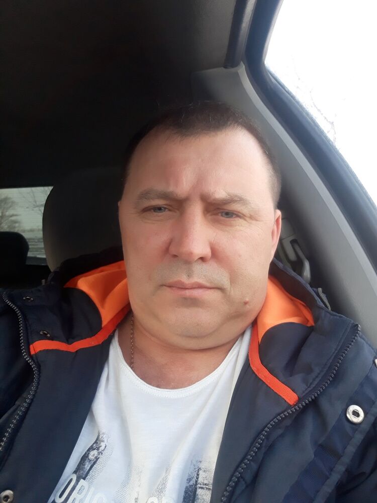  18667342  , 49 ,    