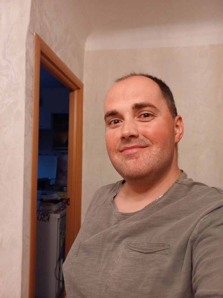  33089172  , 37 ,    