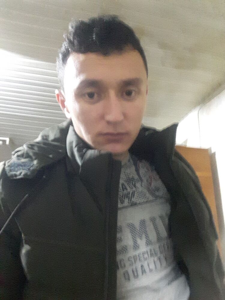  ,   ALi, 35 ,   ,   , c 