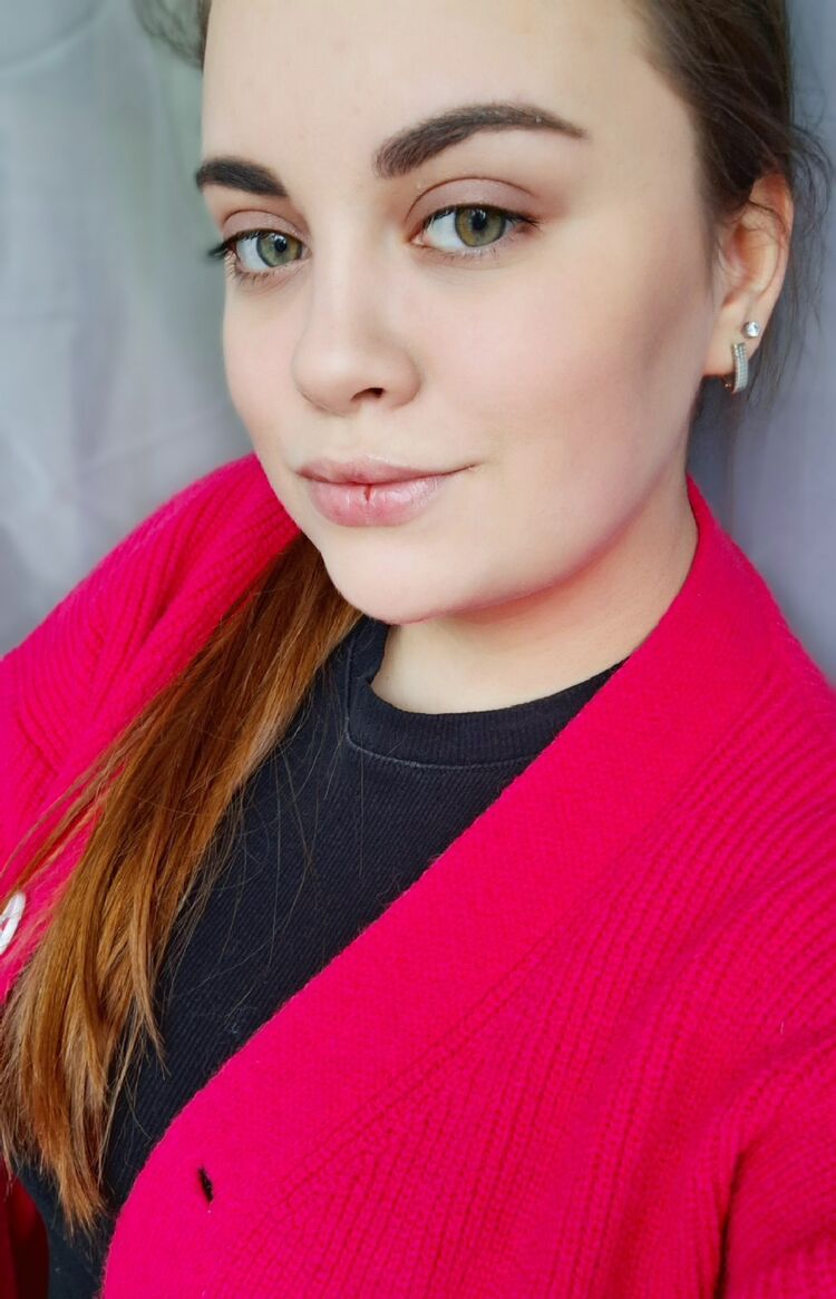  42250362  Aleksandra, 23 ,    