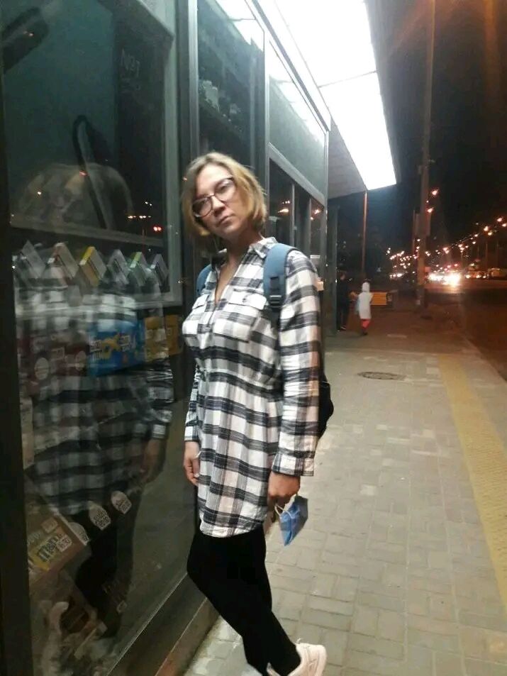  43570102  , 41 ,    