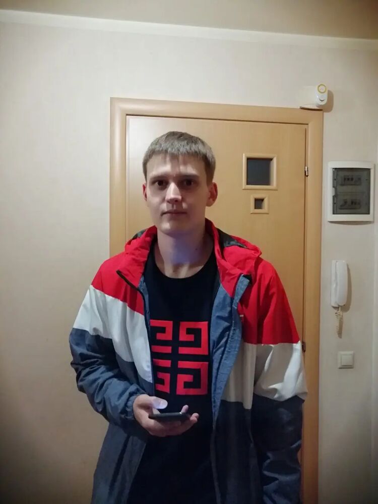  36212952  Vladimir, 28 ,    