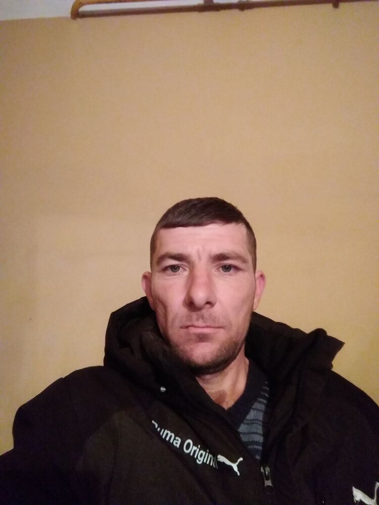  47512652  Denis, 38 ,    