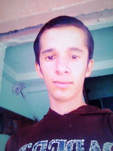  6799182  Fazliddinjon, 27 ,    