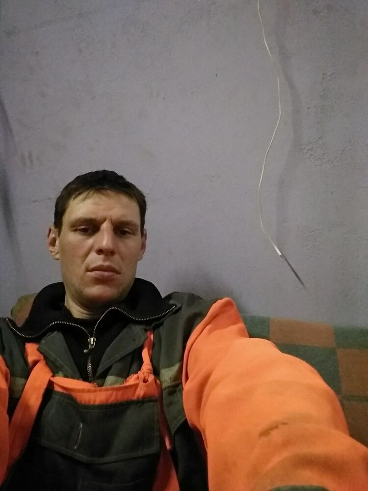  11439872  , 38 ,    