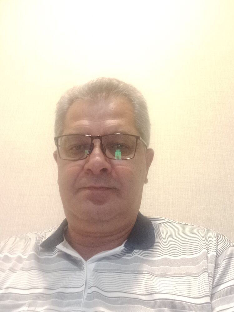  54213032  , 57 ,    Lambeth