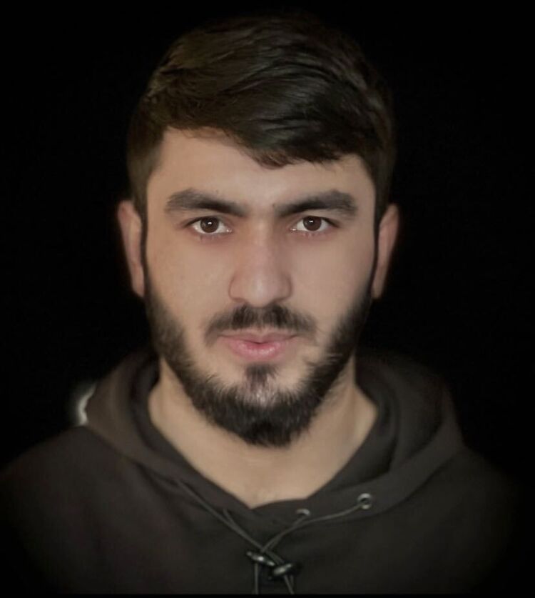 ,   Farid, 24 ,   ,   , c , 