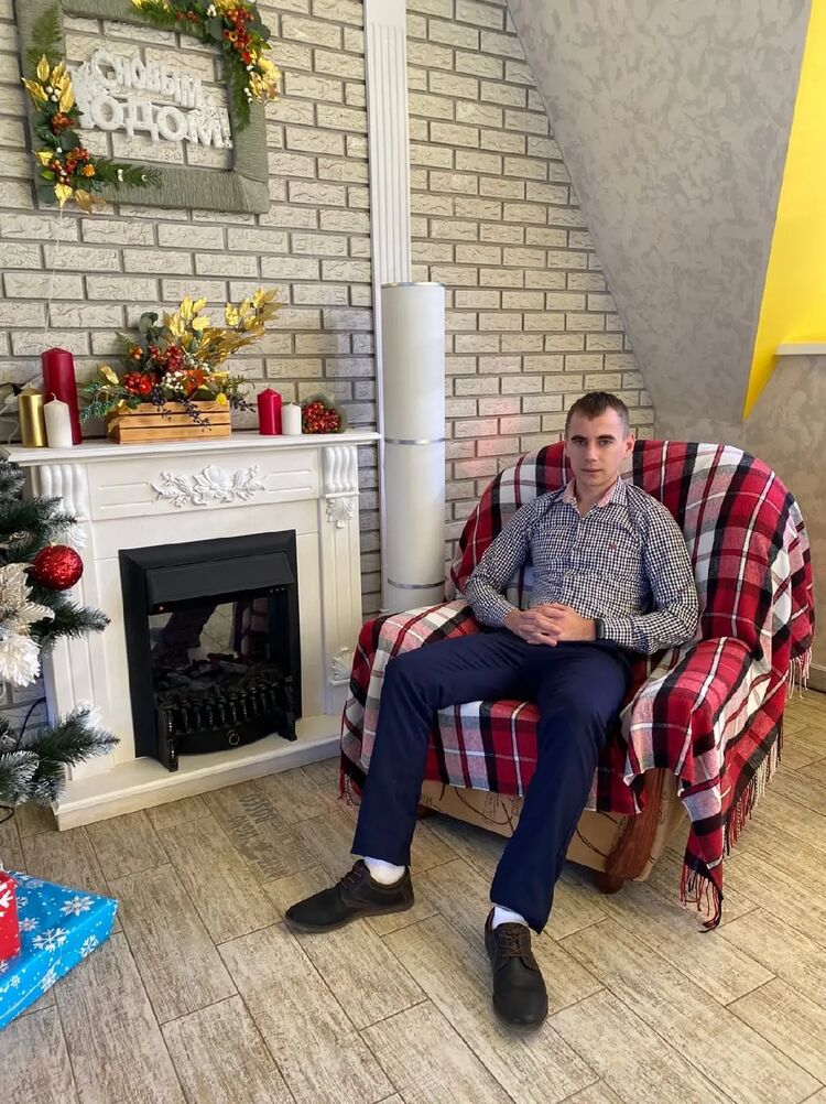  28515162  Vladimir, 28 ,    --