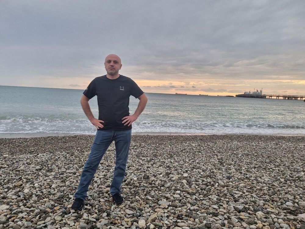 ,   Georgi, 41 ,   ,   