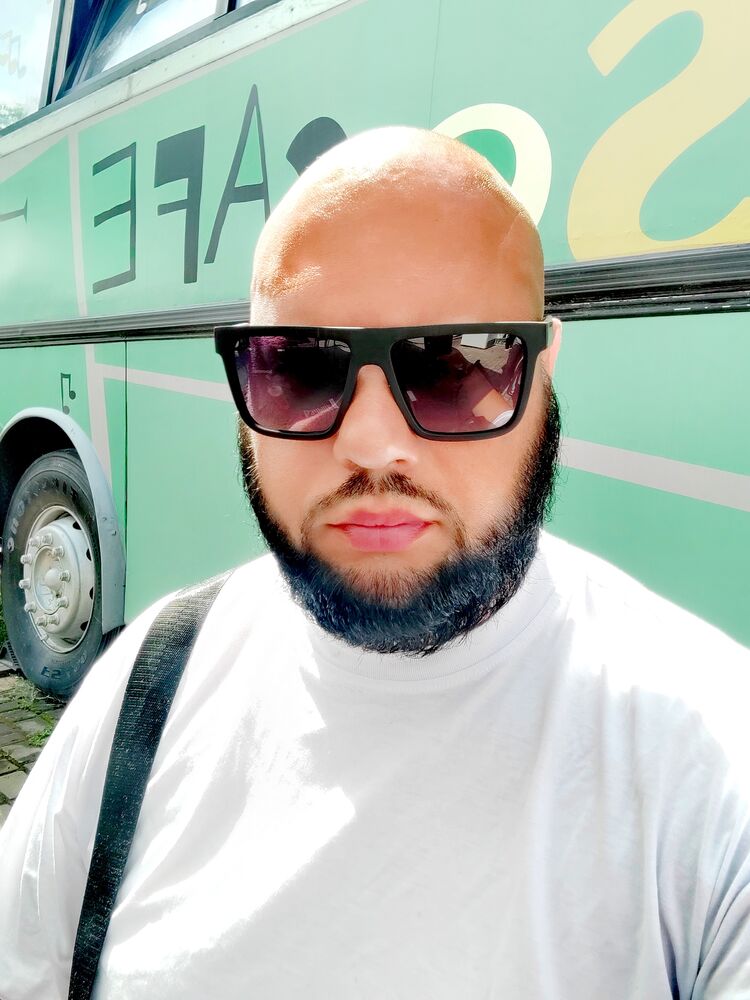  54749752  ViktaR, 29 ,    