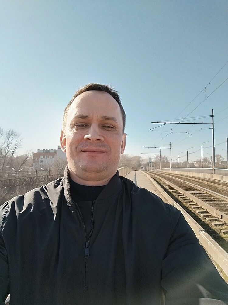  51368142  Gabriel, 55 ,    