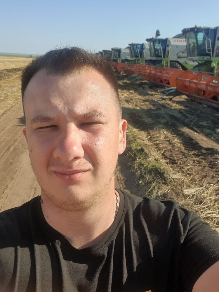  36803182  Artem, 28 ,    