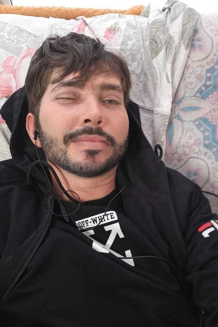  49287732  , 33 ,    