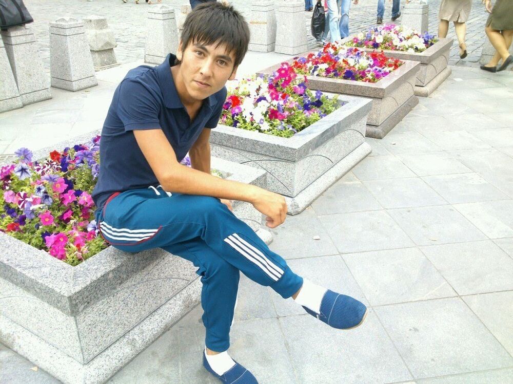  ,   Farrux, 29 ,   ,   