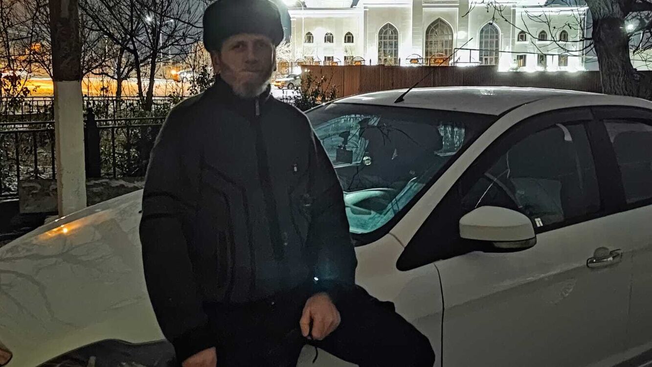 ,   Adam, 51 ,   ,   