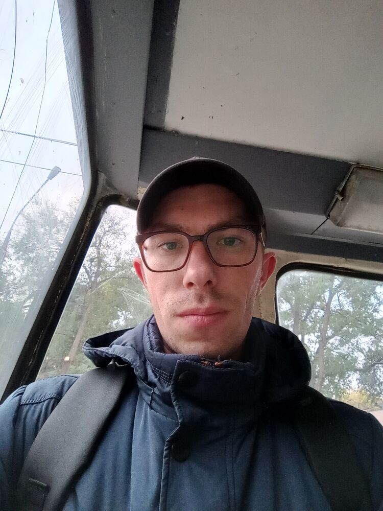  48435352  , 32 ,    