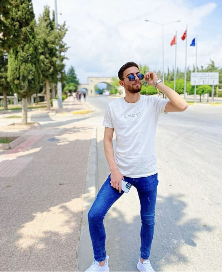  28618602  Sexxxx, 24 ,    