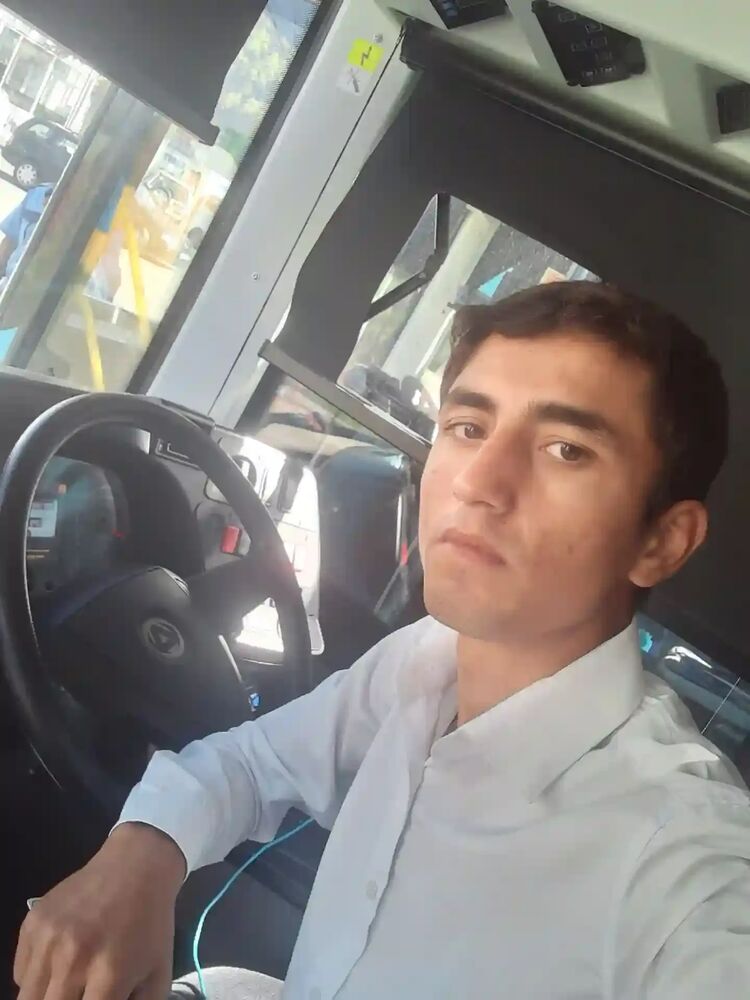  45211762  , 24 ,    