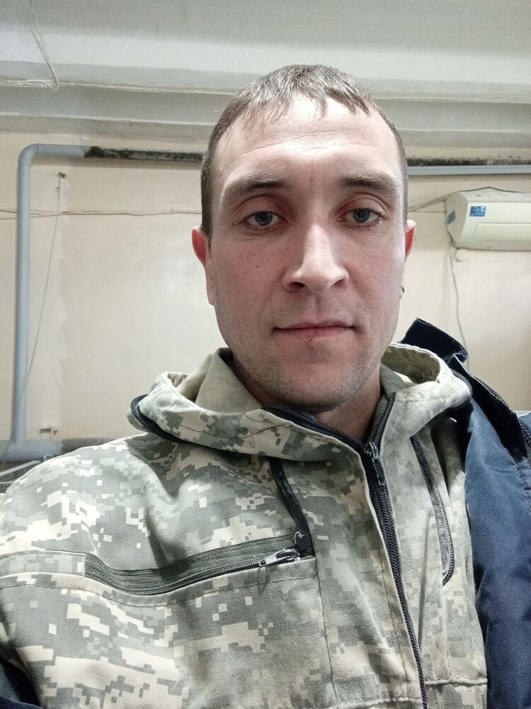  41797332  , 35 ,    