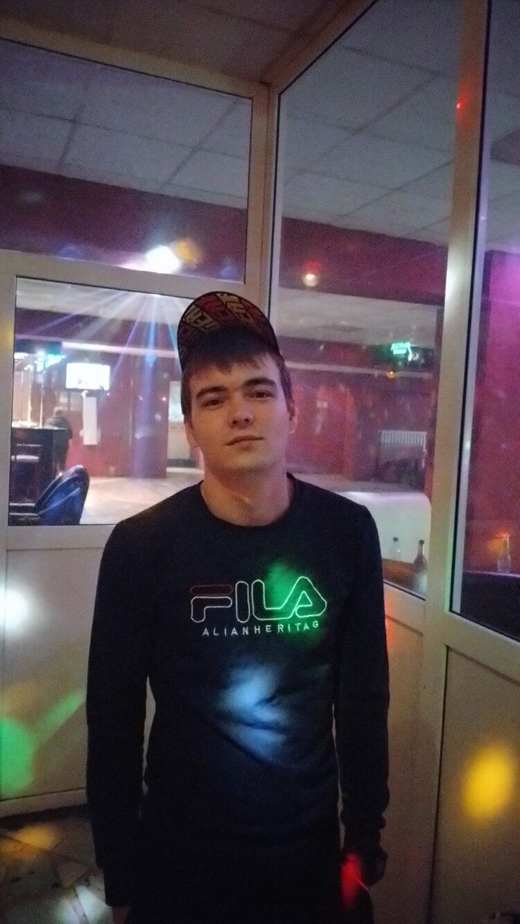  29804422  Sergey, 26 ,    