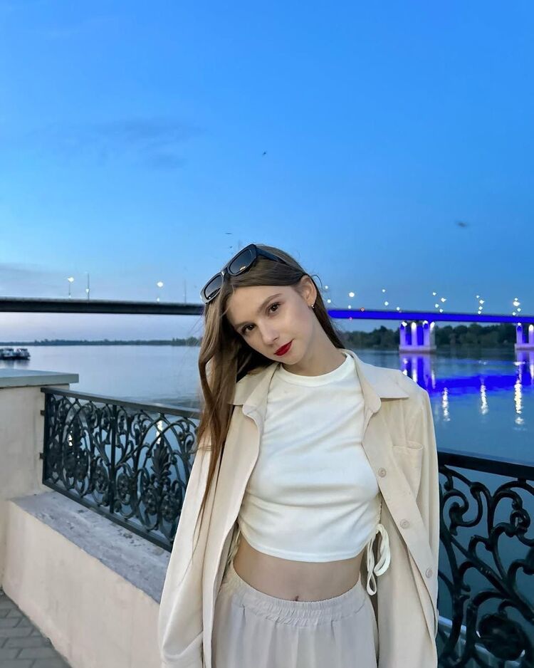  -,   , 22 ,     , c 