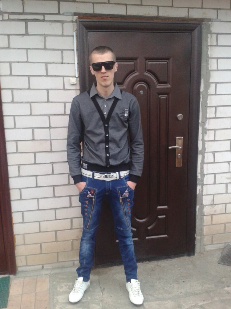  5731382  Aleks, 33 ,    