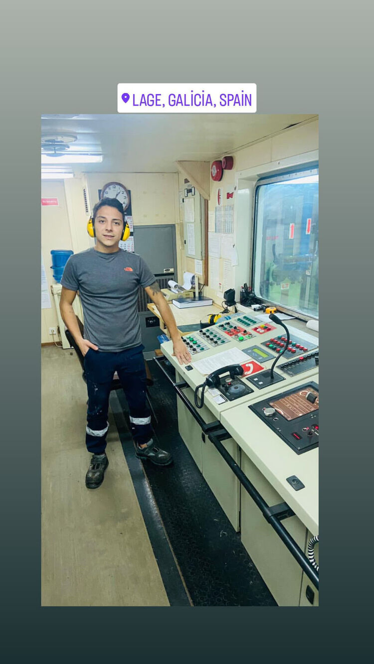  Kusadasi,   Ridvan, 25 ,   ,   