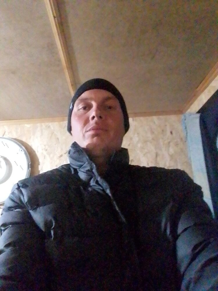  24139802  , 40 ,    
