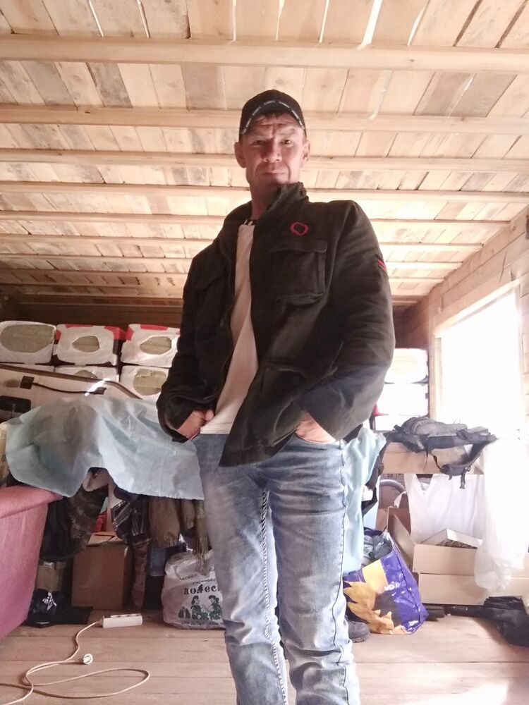  33940562  , 46 ,    
