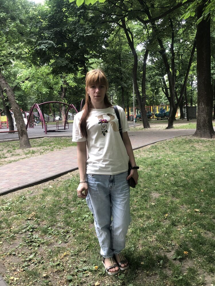  47072892  , 27 ,    