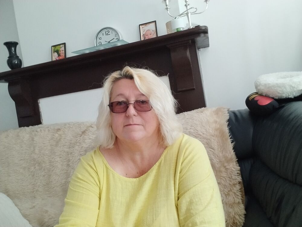  43349092  Larisa, 55 ,    