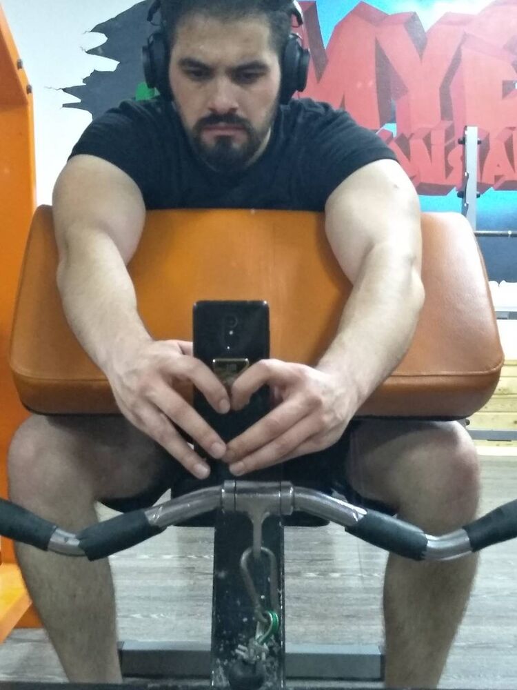  ,   Aykhan, 33 ,   ,   , c 