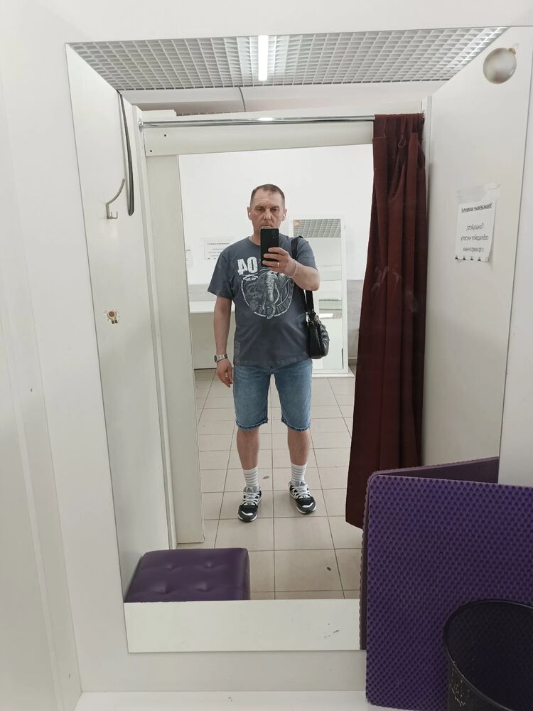 53162772  Vladimir, 50 ,    