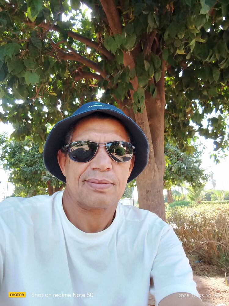  54011612  Karamy, 61 ,    