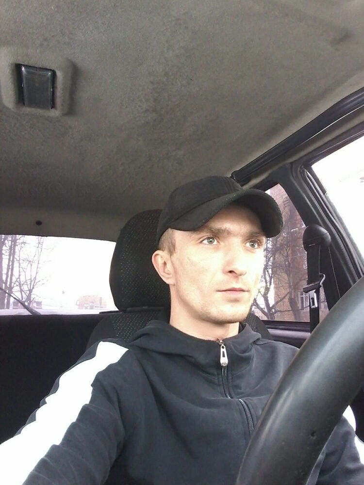  19023122  , 34 ,    