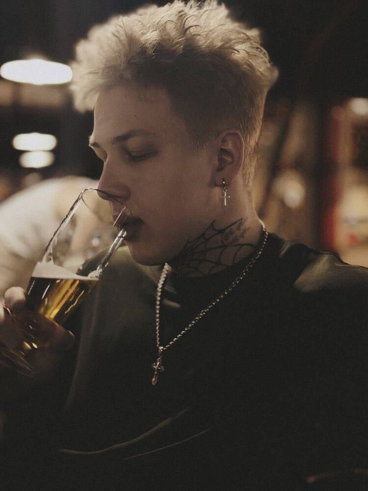 ���� 40834112 ����� ������, 23 ����, ���� ���������� � ������