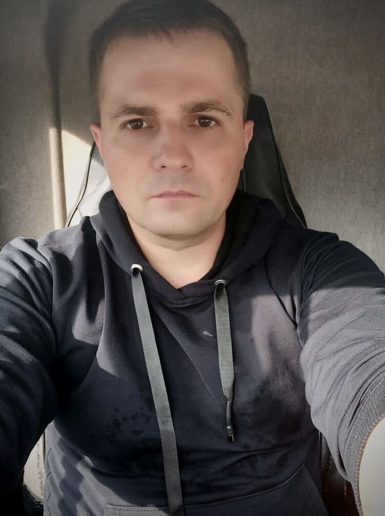  41796652  , 40 ,    