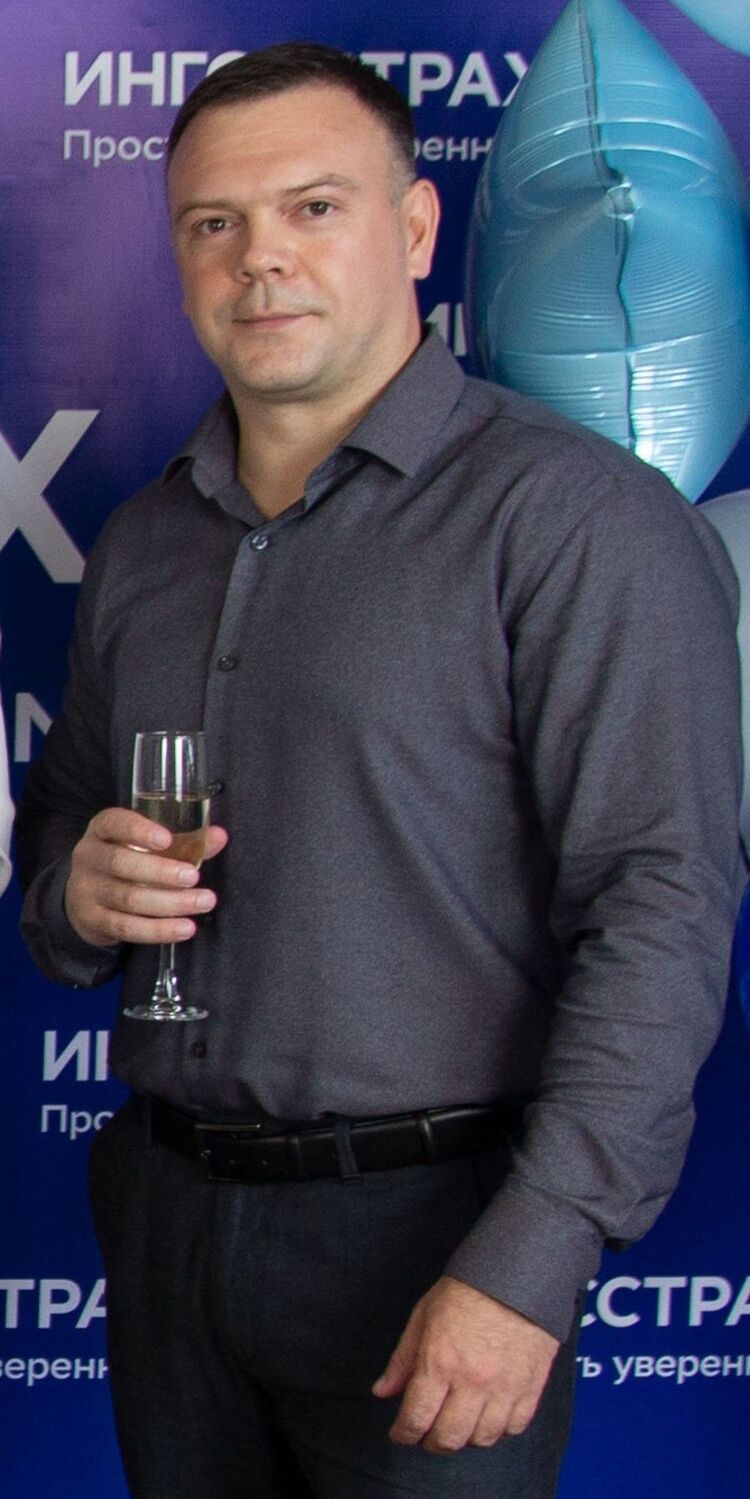  -,   Rodolfo, 36 ,   ,   , c 