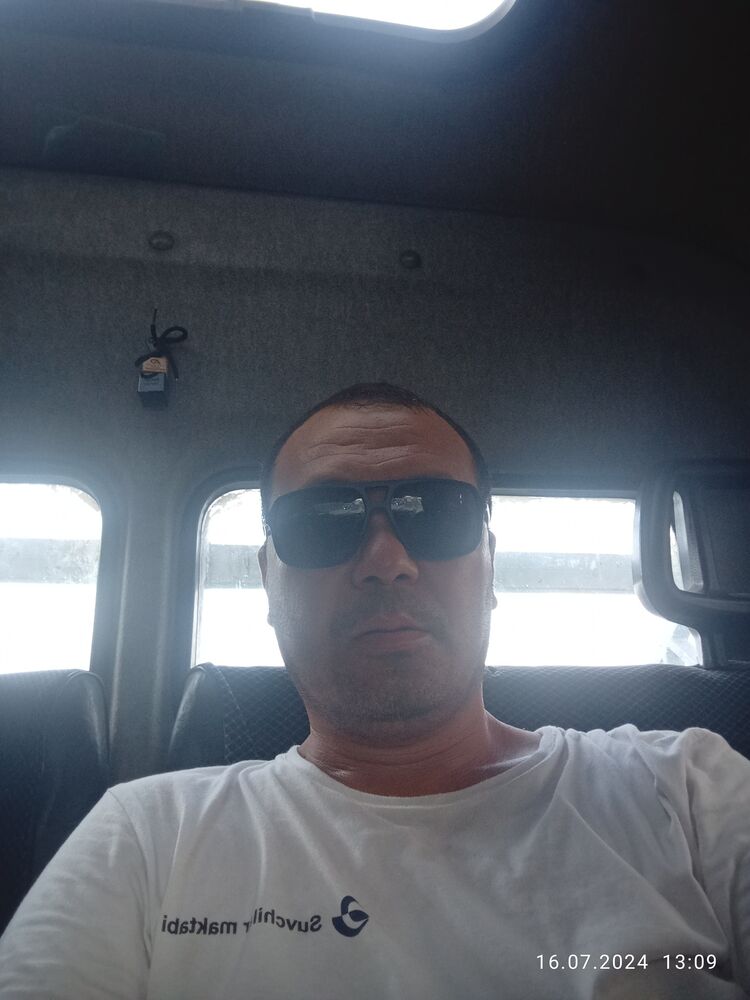  44743122  Uktamjon, 34 ,    