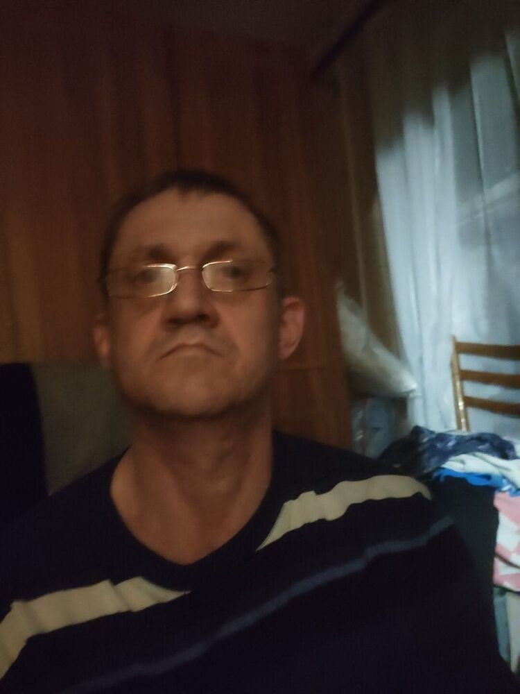  41870512  , 49 ,    