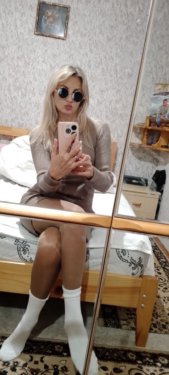  48294832  , 45 ,    