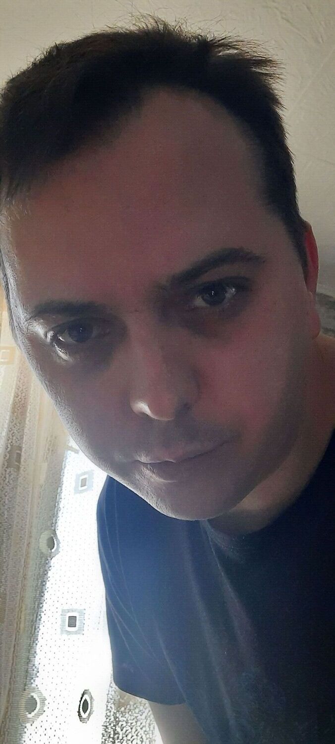  22995652  , 44 ,     