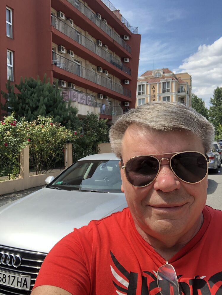  -,   Sergei, 64 ,   ,   , c , 