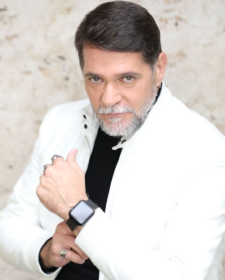  47558532  David, 61 ,    