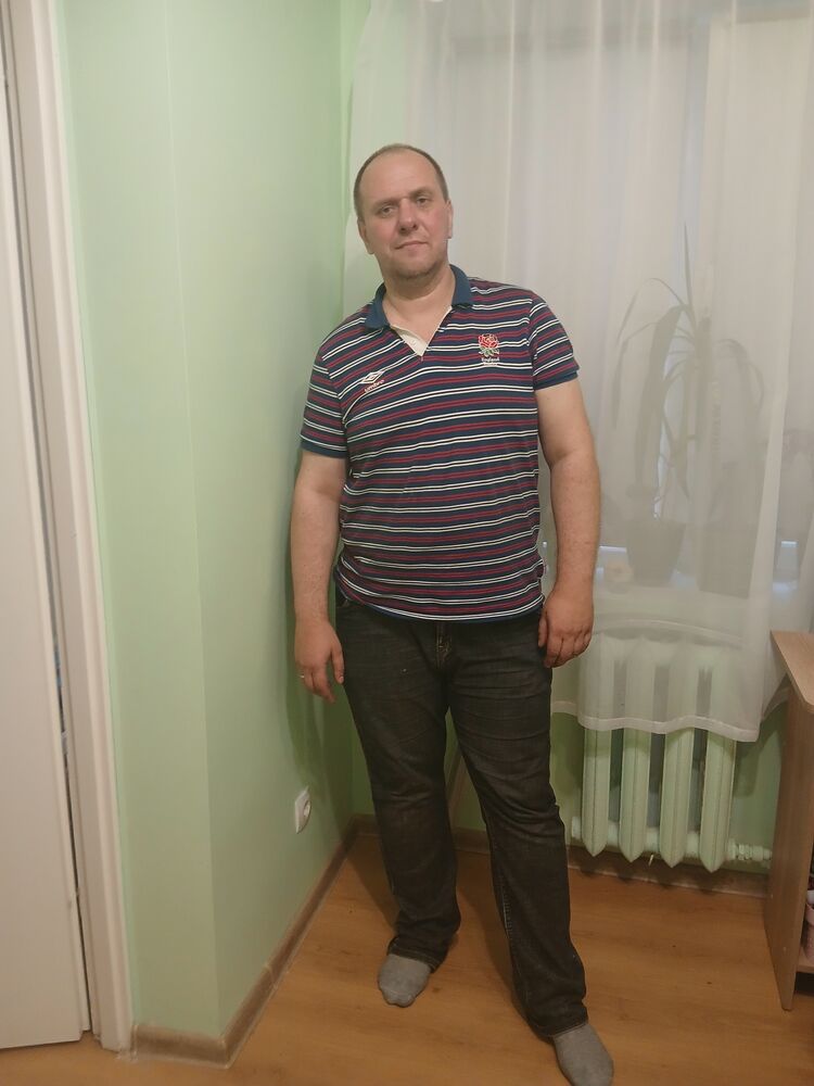  53226272  , 45 ,    