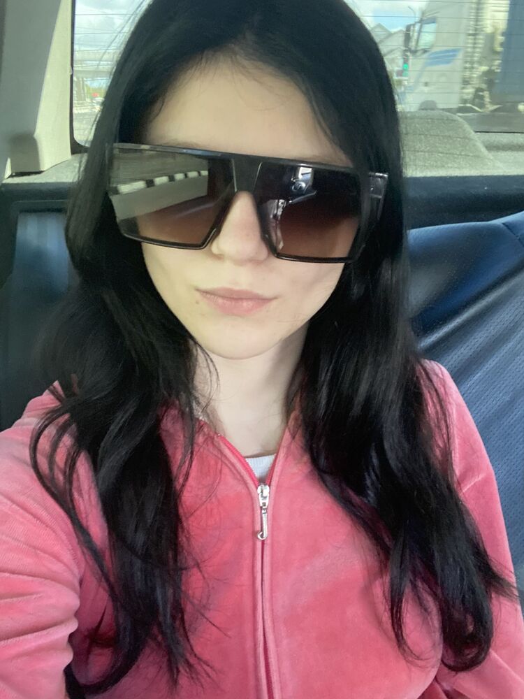  43806282  , 21 ,    