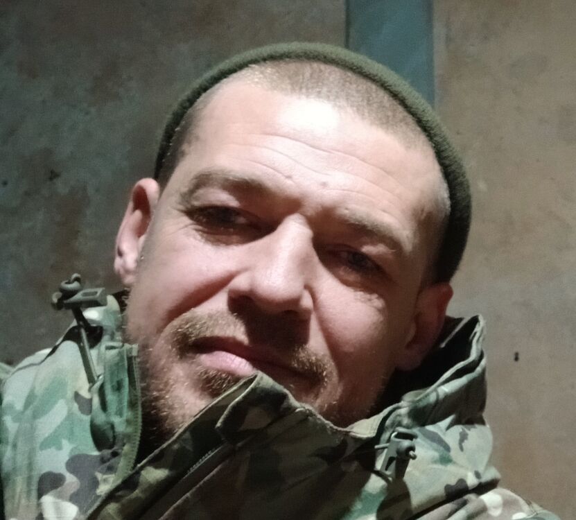  51828602  Aleks, 42 ,    