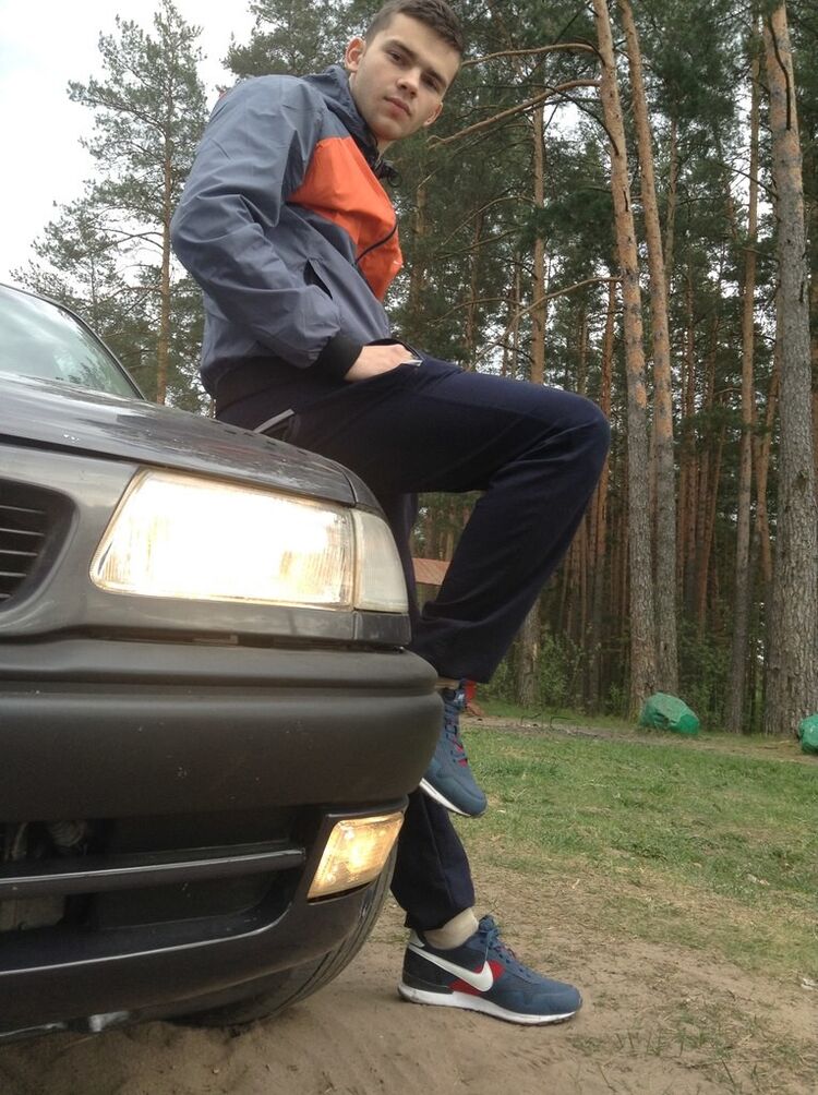  5637602  Kirill, 32 ,    
